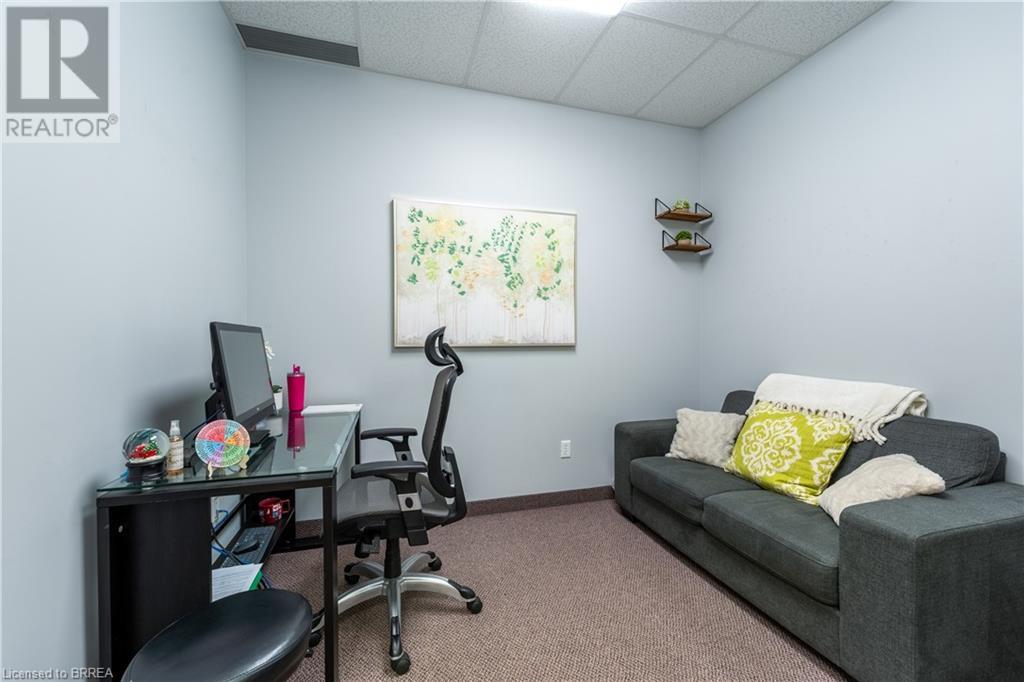 1084 Rest Acres Road Unit# 7, Paris, Ontario  N3L 0B5 - Photo 8 - 40603695