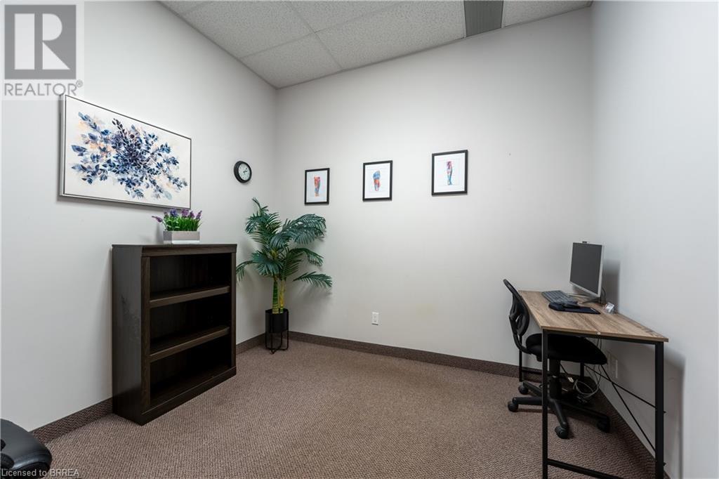 1084 Rest Acres Road Unit# 8, Paris, Ontario  N3L 0B5 - Photo 11 - 40603691