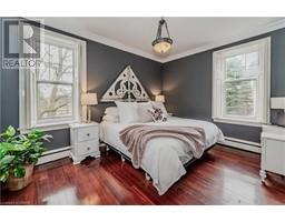 218 WOOLWICH Street
