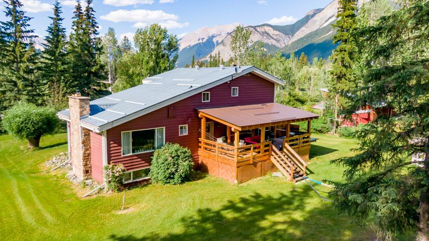 1732 Oberg Johnson Road, Golden, British Columbia  V0A 1H1 - Photo 12 - 2474357