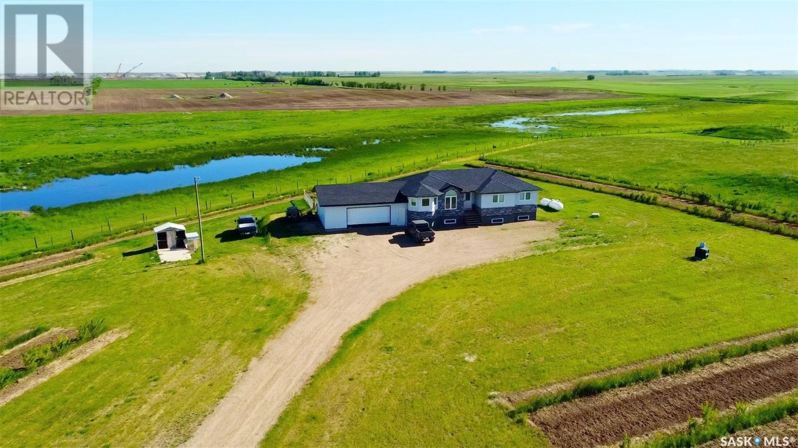 Klassen Acreage, Estevan Rm No. 5, Saskatchewan  S4A 2A3 - Photo 43 - SK971396