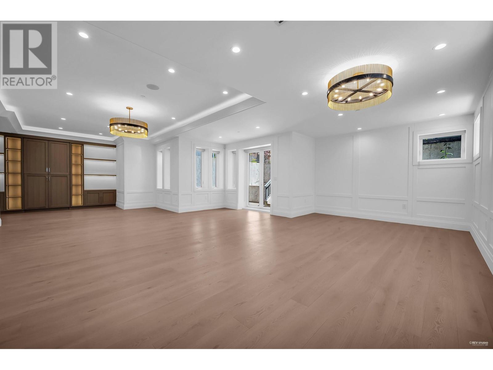 Listing Picture 32 of 40 : 6238 CHURCHILL STREET, Vancouver / 溫哥華 - 魯藝地產 Yvonne Lu Group - MLS Medallion Club Member