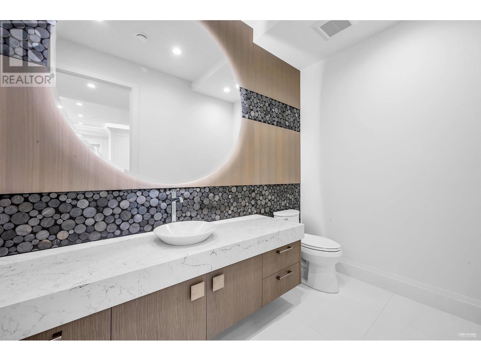 Listing Picture 34 of 40 : 6238 CHURCHILL STREET, Vancouver / 溫哥華 - 魯藝地產 Yvonne Lu Group - MLS Medallion Club Member