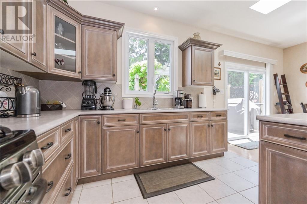 260 Forfar Street E, Fergus, Ontario  N1M 2X7 - Photo 16 - 40608066