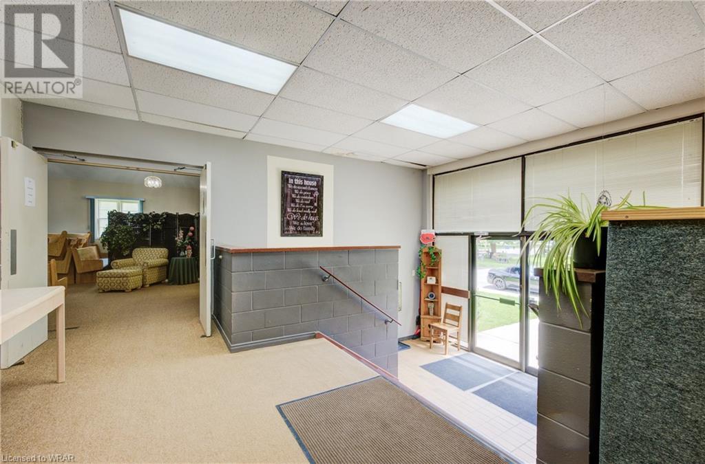 211 Birmingham Street W, Mount Forest, Ontario  N0G 2L1 - Photo 9 - 40604258