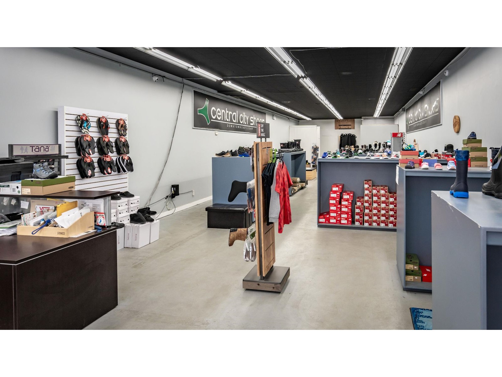 343 Columbia Avenue, North Castlegar, British Columbia  V1N 1G8 - Photo 4 - 2477811