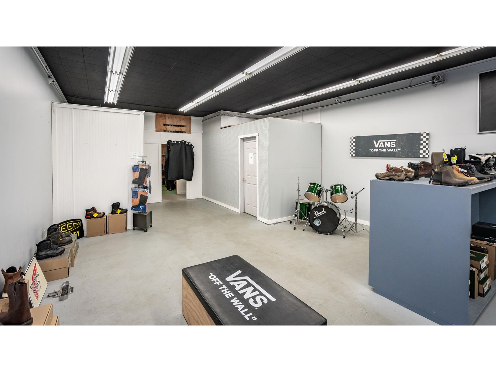 343 Columbia Avenue, North Castlegar, British Columbia  V1N 1G8 - Photo 5 - 2477811