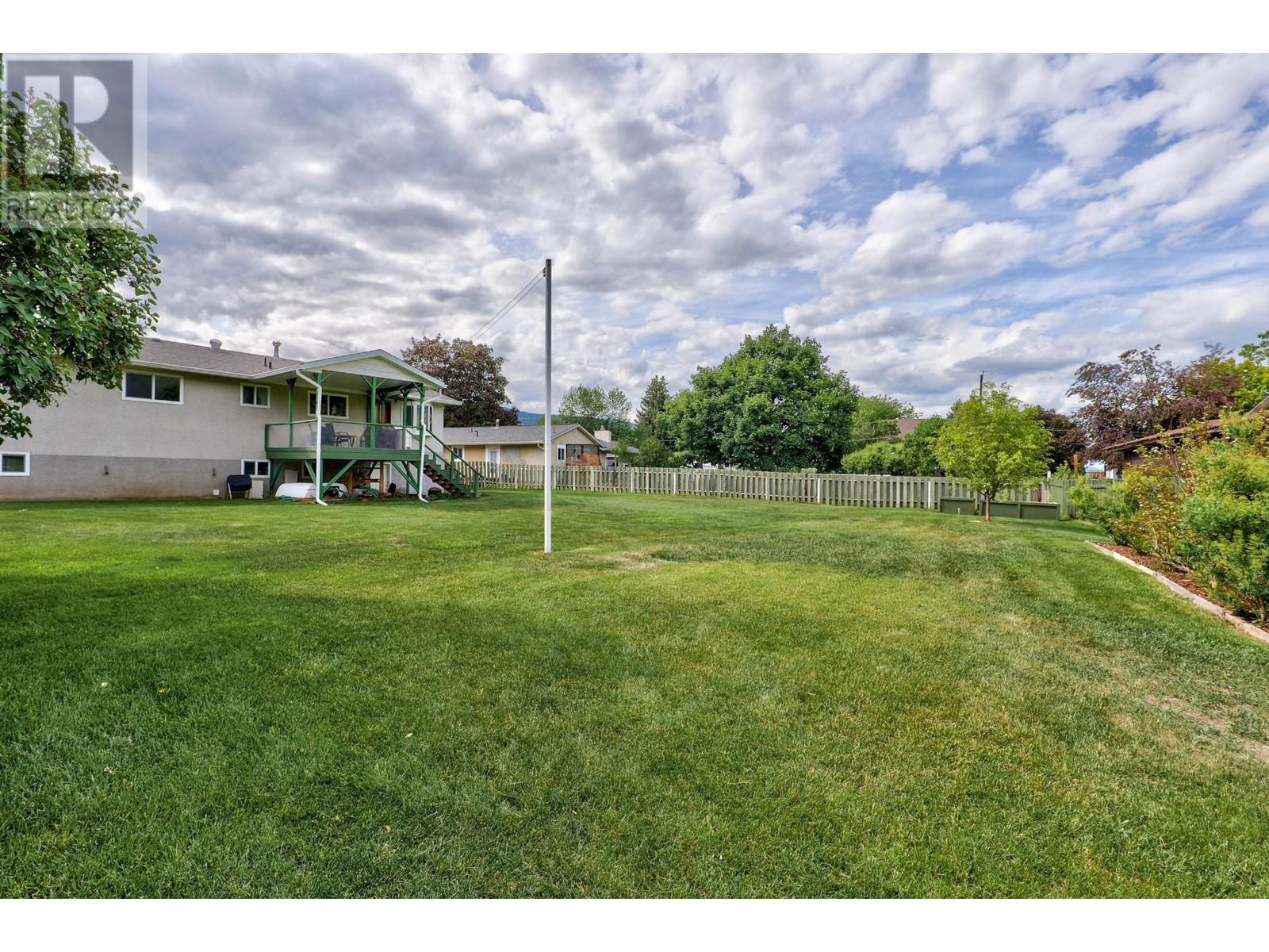 4882 Kathleen Place, Kamloops, British Columbia  V2H 1M1 - Photo 32 - 179310