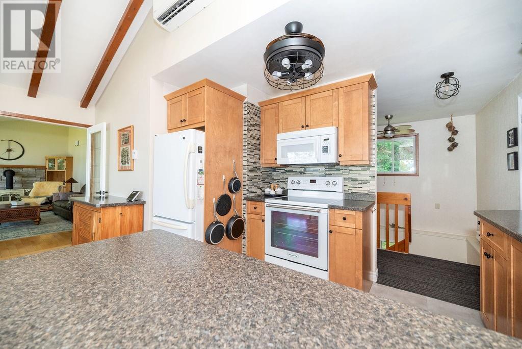 581 Rocky Point Lane, Deep River, Ontario  K0J 1P0 - Photo 13 - 1398341