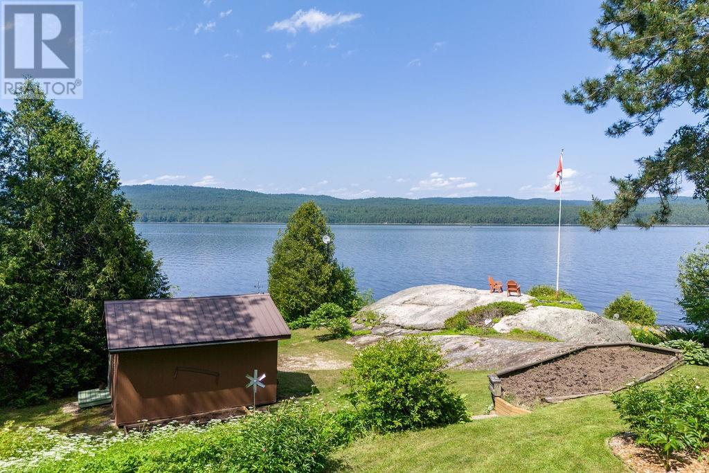 581 Rocky Point Lane, Deep River, Ontario  K0J 1P0 - Photo 5 - 1398341