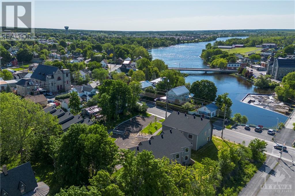 36 Main Street E, Almonte, Ontario  K0A 1A0 - Photo 4 - 1398268