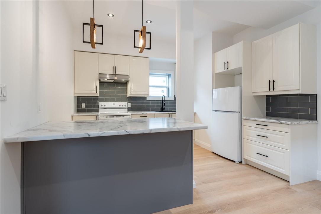 263 Kensington Avenue N, Hamilton, Ontario  L8L 7N8 - Photo 10 - H4197750