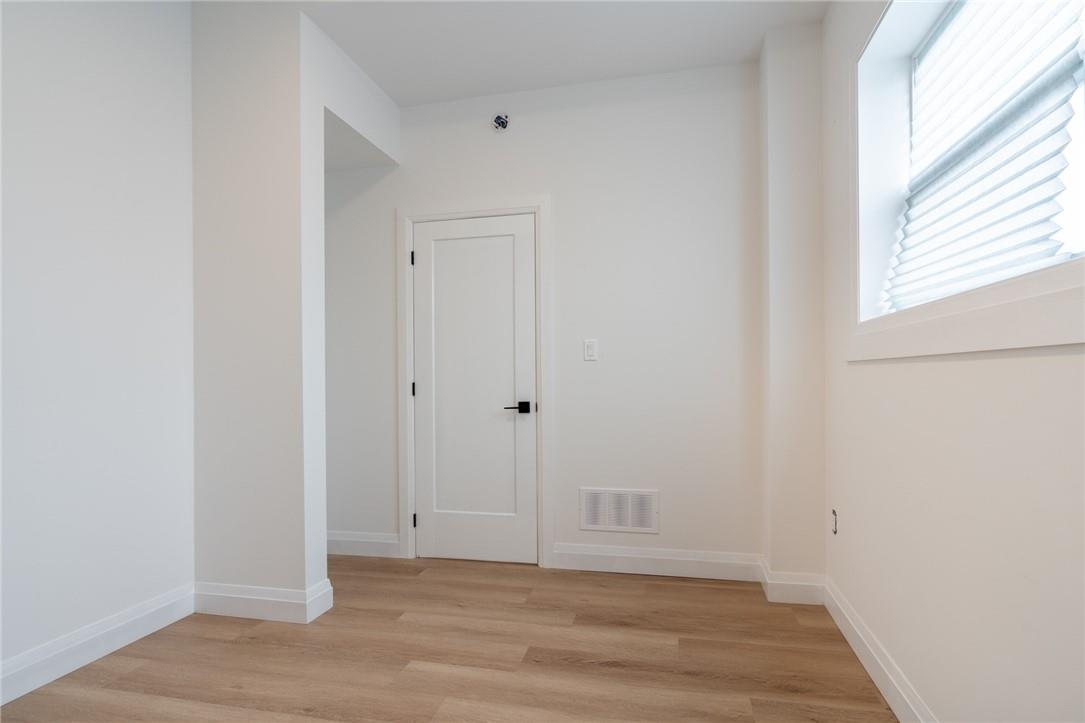 263 Kensington Avenue N, Hamilton, Ontario  L8L 7N8 - Photo 19 - H4197756