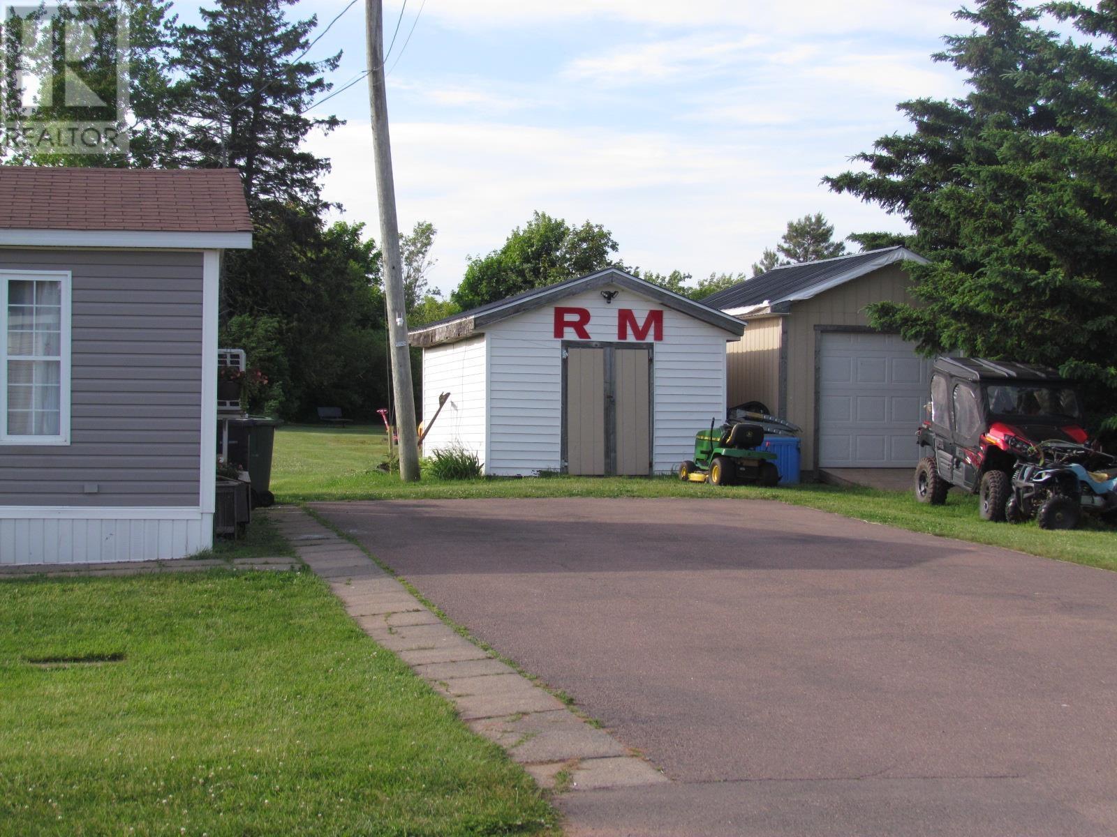 27 Station Street, Alberton, Prince Edward Island  C0B 1B0 - Photo 6 - 202414210