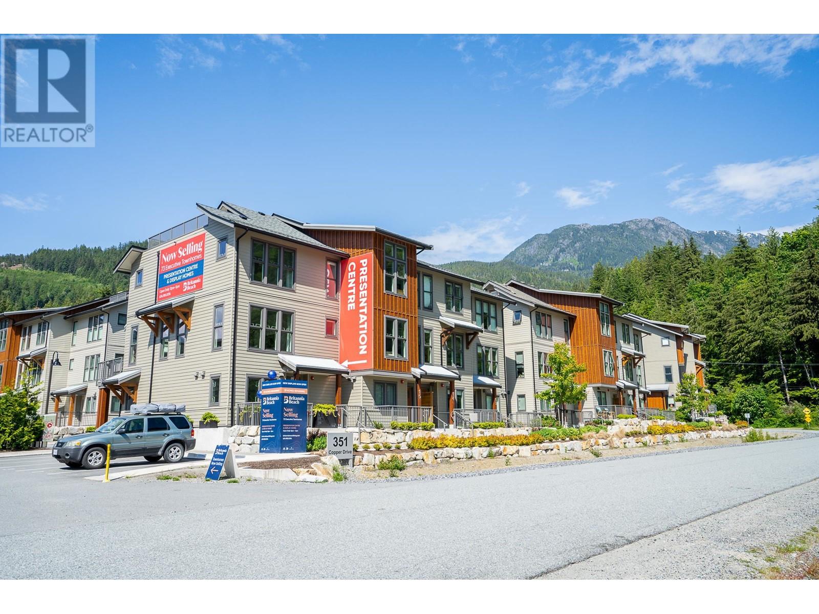 690 Shaughnessy Place, Squamish, British Columbia  V8B 1J1 - Photo 31 - R2896589