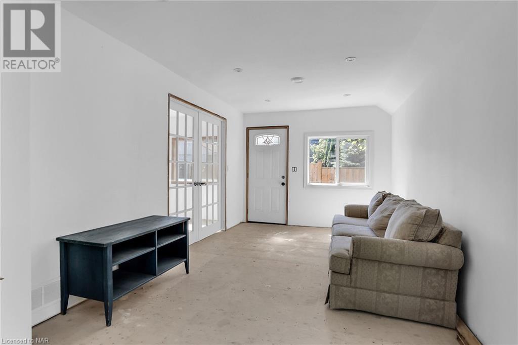 5-5 1/2 Abbey Avenue, St. Catharines, Ontario  L2N 5J3 - Photo 30 - 40596893