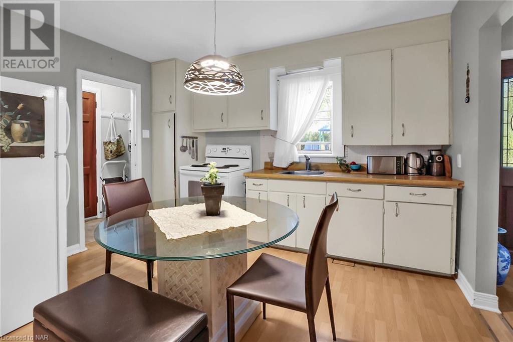 5-5 1/2 Abbey Avenue, St. Catharines, Ontario  L2N 5J3 - Photo 16 - 40570015