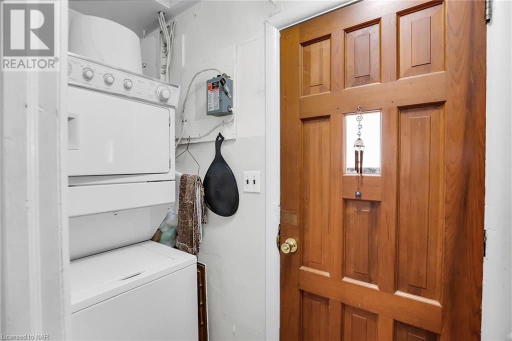 5-5 1/2 Abbey Avenue, St. Catharines, Ontario  L2N 5J3 - Photo 22 - 40570015