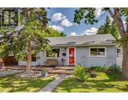 8924 34 Avenue NW Bowness
