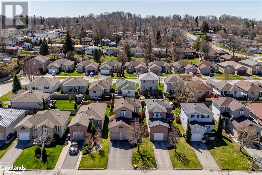 392 Irwin Street, Midland, Ontario L4R 5M8 (27061790) Bay