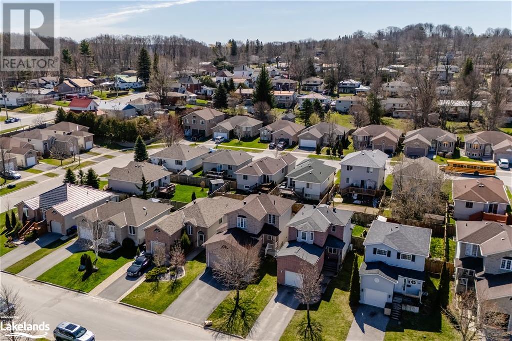 392 Irwin Street, Midland, Ontario L4R 5M8 (27061790) Bay