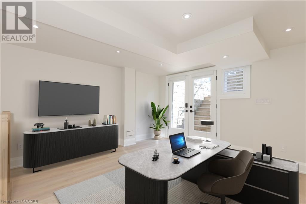 Image of property at 152 REYNOLDS Street