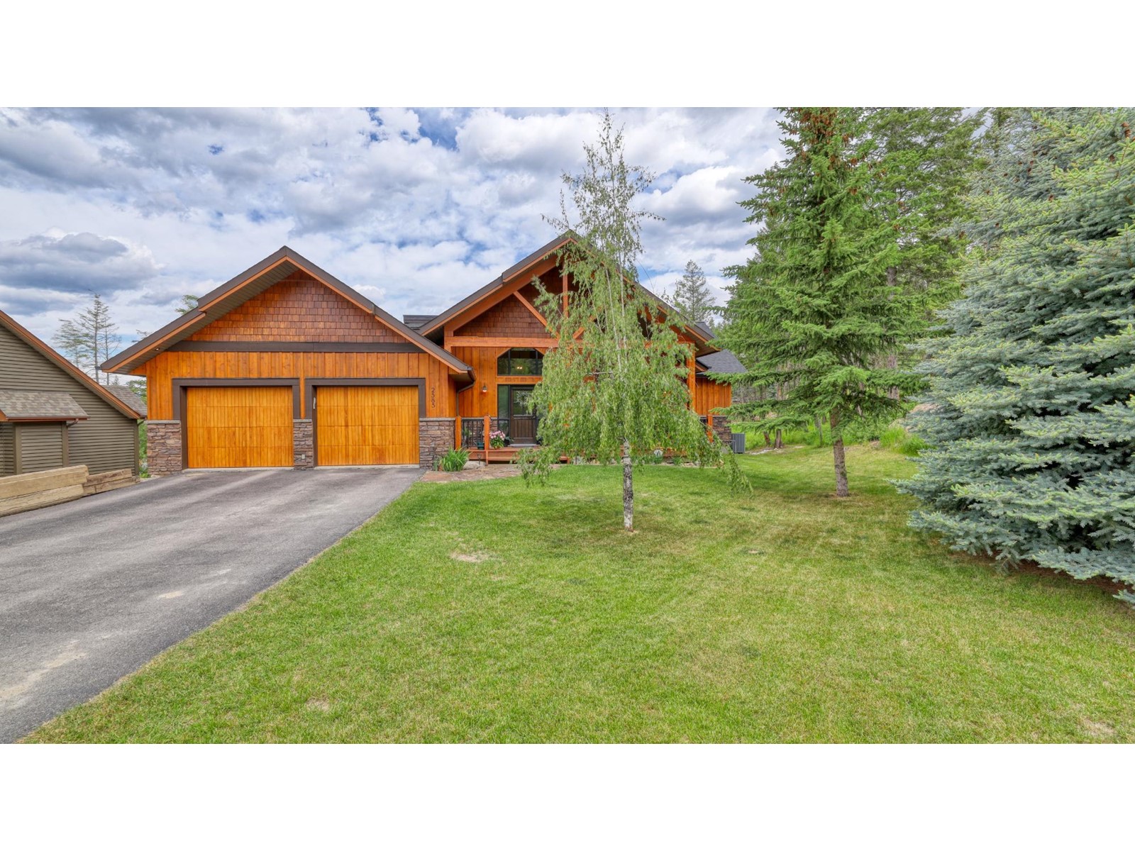 2585 Sandstone Manor, Invermere, British Columbia  V0A 1K4 - Photo 2 - 2477820