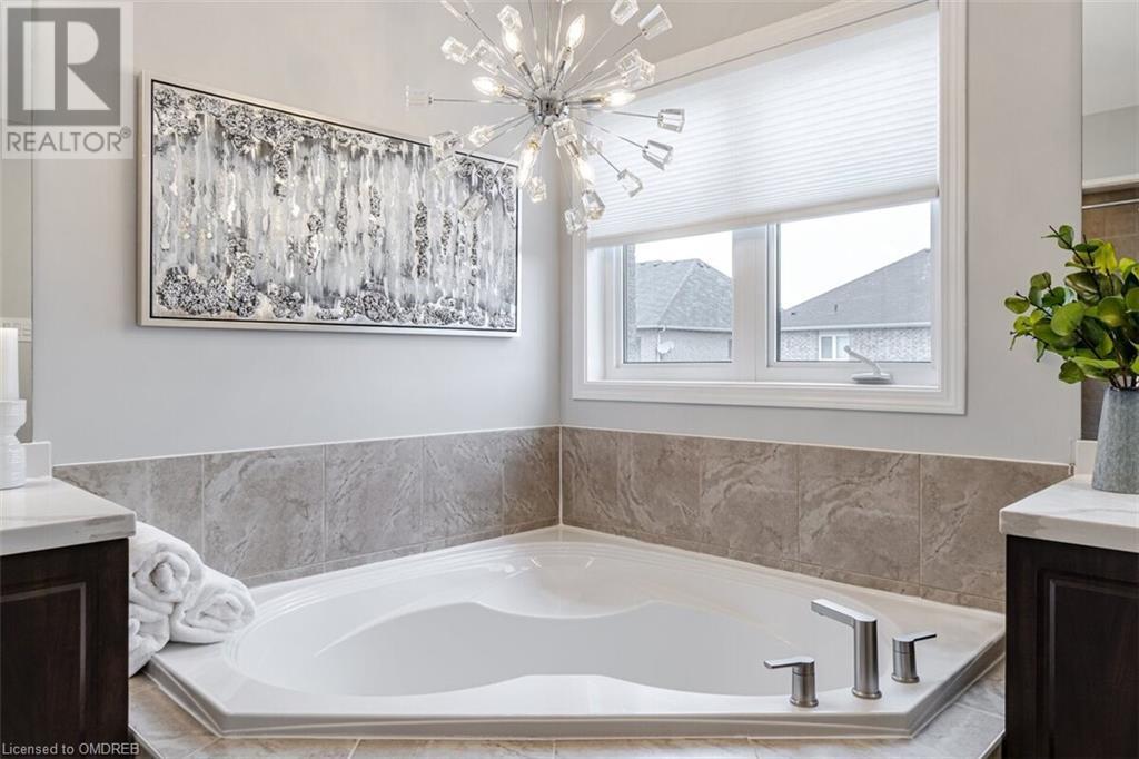 8788 Dogwood Crescent, Niagara Falls, Ontario  L2H 0L1 - Photo 33 - 40606096