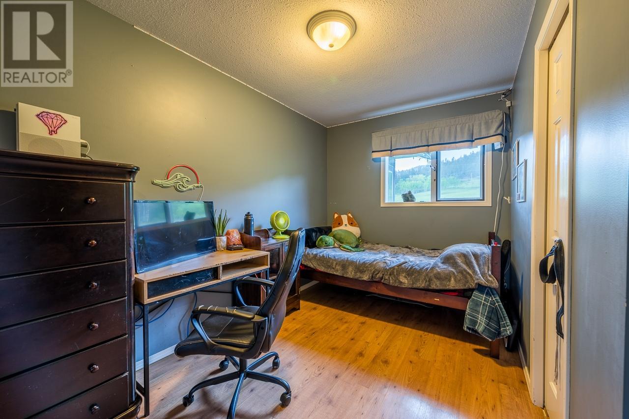 1460 Heffley Louis Cr Rd, Heffley, British Columbia  V0E 1Z1 - Photo 20 - 178602