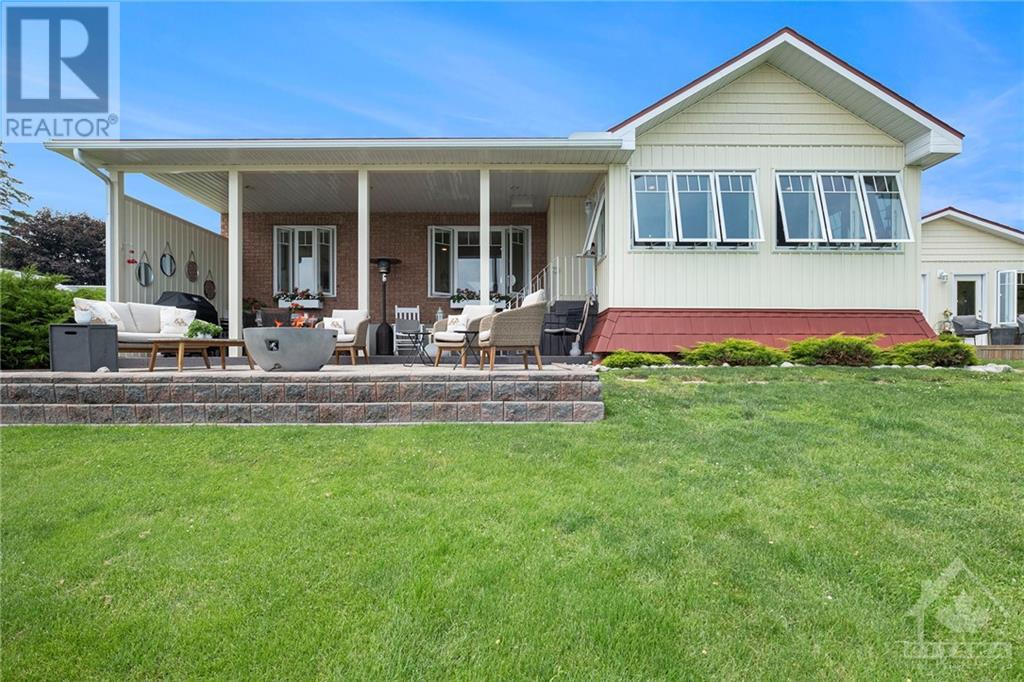 9 Shoreline Road, Johnstown, Ontario  K0E 1E0 - Photo 1 - 1397983