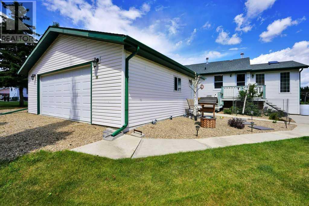 26 Sunnyside Drive, Rural Ponoka County, Alberta  T0C 2J0 - Photo 12 - A2142664