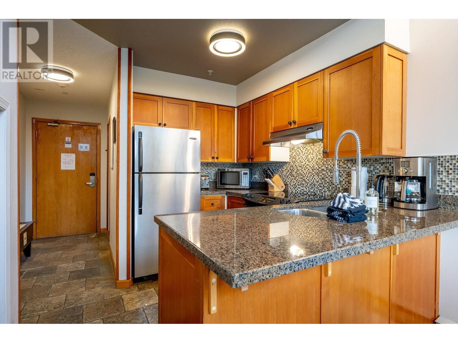 302 4749 Spearhead Drive, Whistler, British Columbia  V8E 1E9 - Photo 9 - R2885346