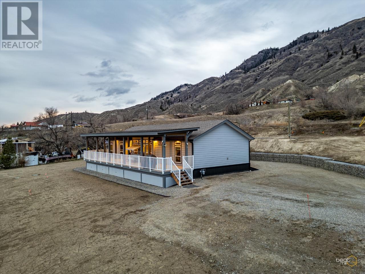 3209 Shuswap Rd, Kamloops, British Columbia  V2H 1T1 - Photo 3 - 179339