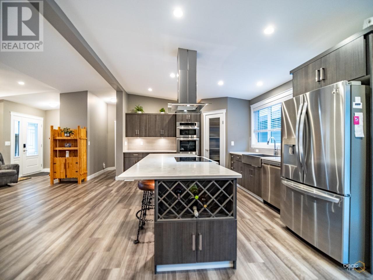 3209 Shuswap Rd, Kamloops, British Columbia  V2H 1T1 - Photo 6 - 179339