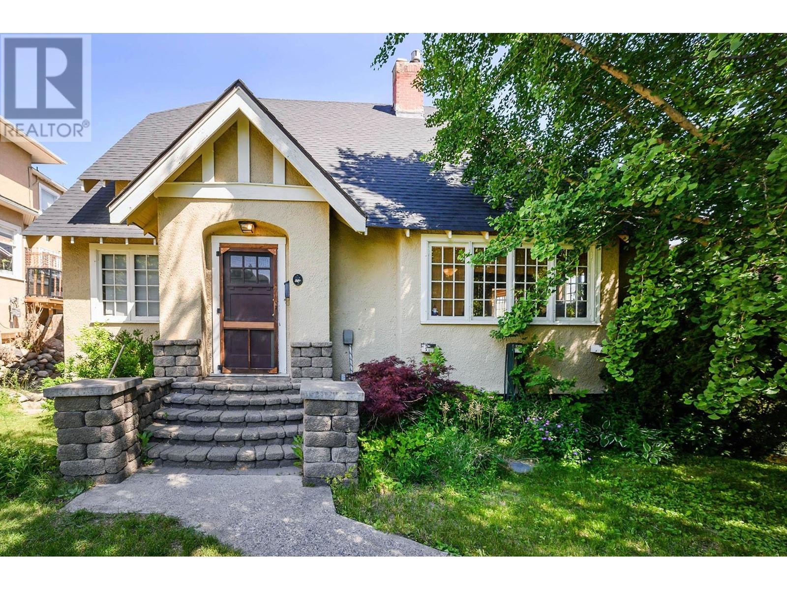 214 NICOLA STREET, kamloops, British Columbia