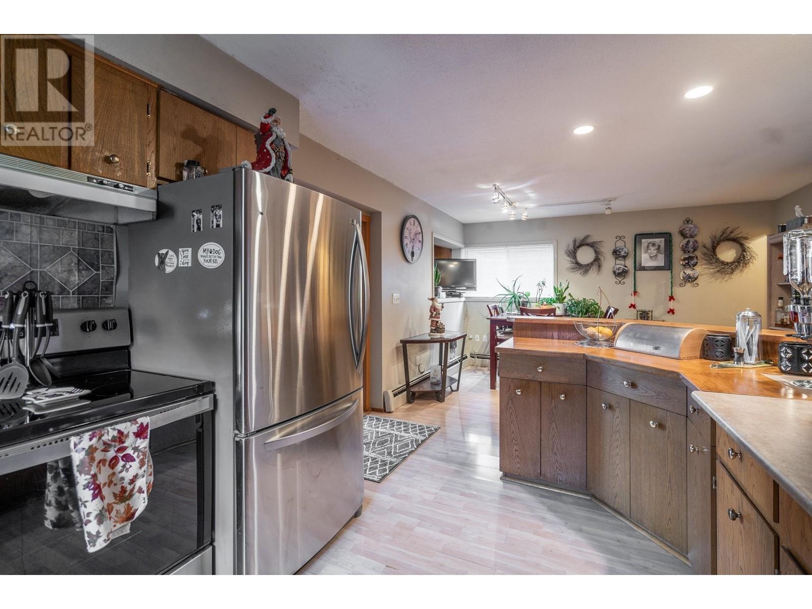 22762 Gilley Avenue, Maple Ridge, British Columbia  V2X 2G2 - Photo 8 - R2897031