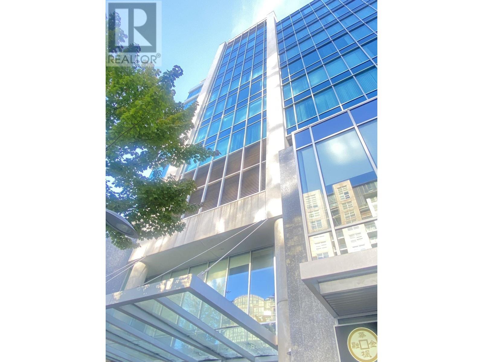 Listing Picture 2 of 14 : 1015 6081 NO.3 ROAD, Richmond / 烈治文 - 魯藝地產 Yvonne Lu Group - MLS Medallion Club Member