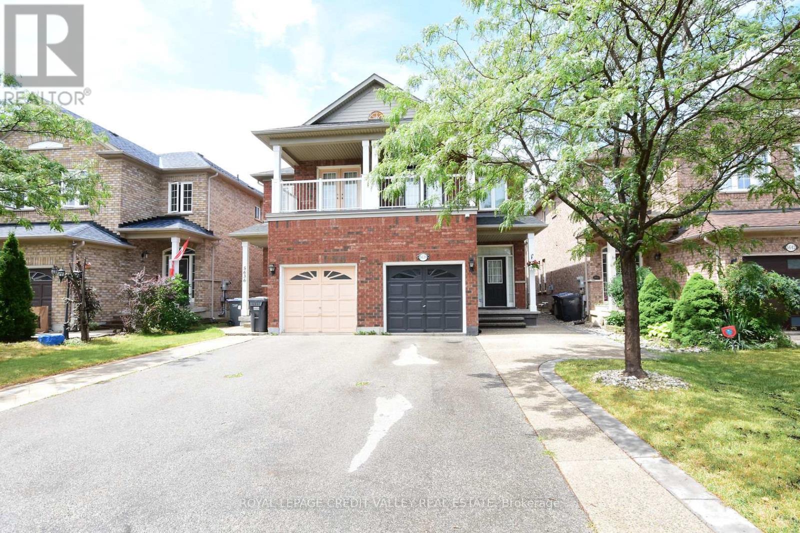 5638 Longboat Avenue, Mississauga (Churchill Meadows), Ontario  L5M 7E8 - Photo 1 - W8458694