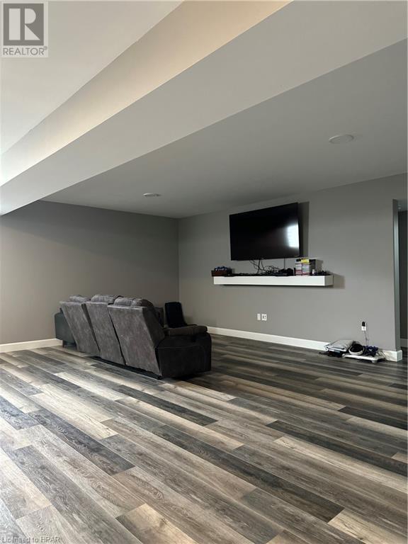 1070 Evans Street W, Listowel, Ontario  N4W 0C8 - Photo 21 - 40608511