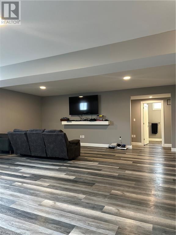 1070 Evans Street W, Listowel, Ontario  N4W 0C8 - Photo 22 - 40608511