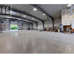 2966 + 2978 CARP ROAD