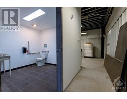 2966 + 2978 CARP ROAD