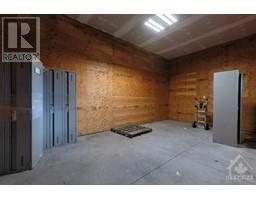 2966 + 2978 CARP ROAD
