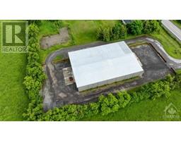 2966 + 2978 CARP ROAD
