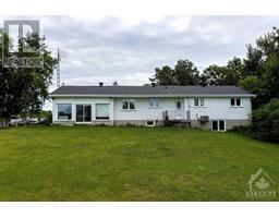 2966 + 2978 CARP ROAD