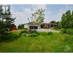 1552 STE MARIE ROAD