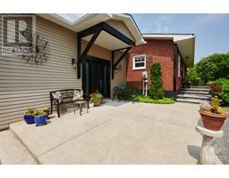 1552 STE MARIE ROAD