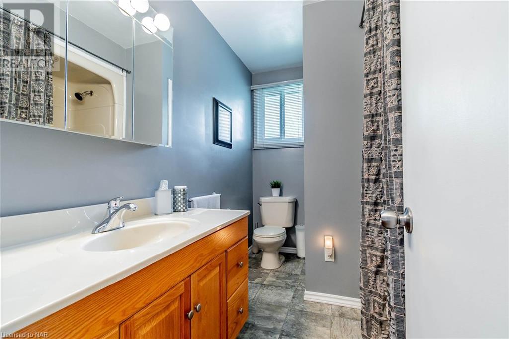 29 Bishops Road, St. Catharines, Ontario  L2M 1T8 - Photo 15 - 40607878