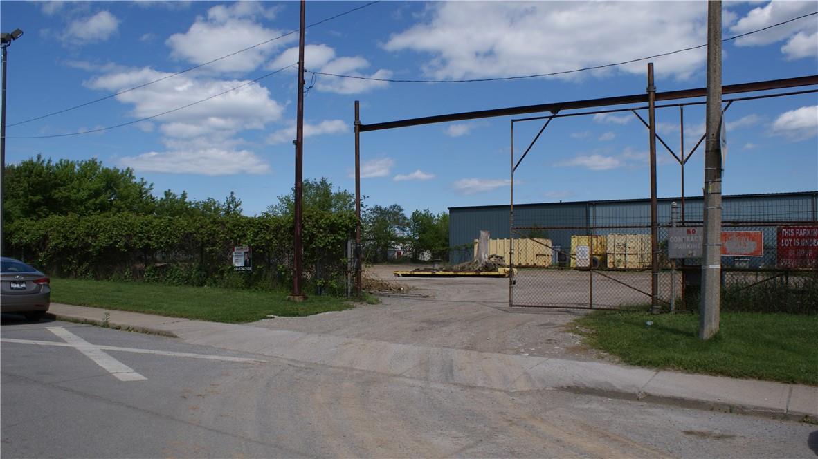 65 Brant Street, Hamilton, Ontario  L8L 0B5 - Photo 2 - H4197898