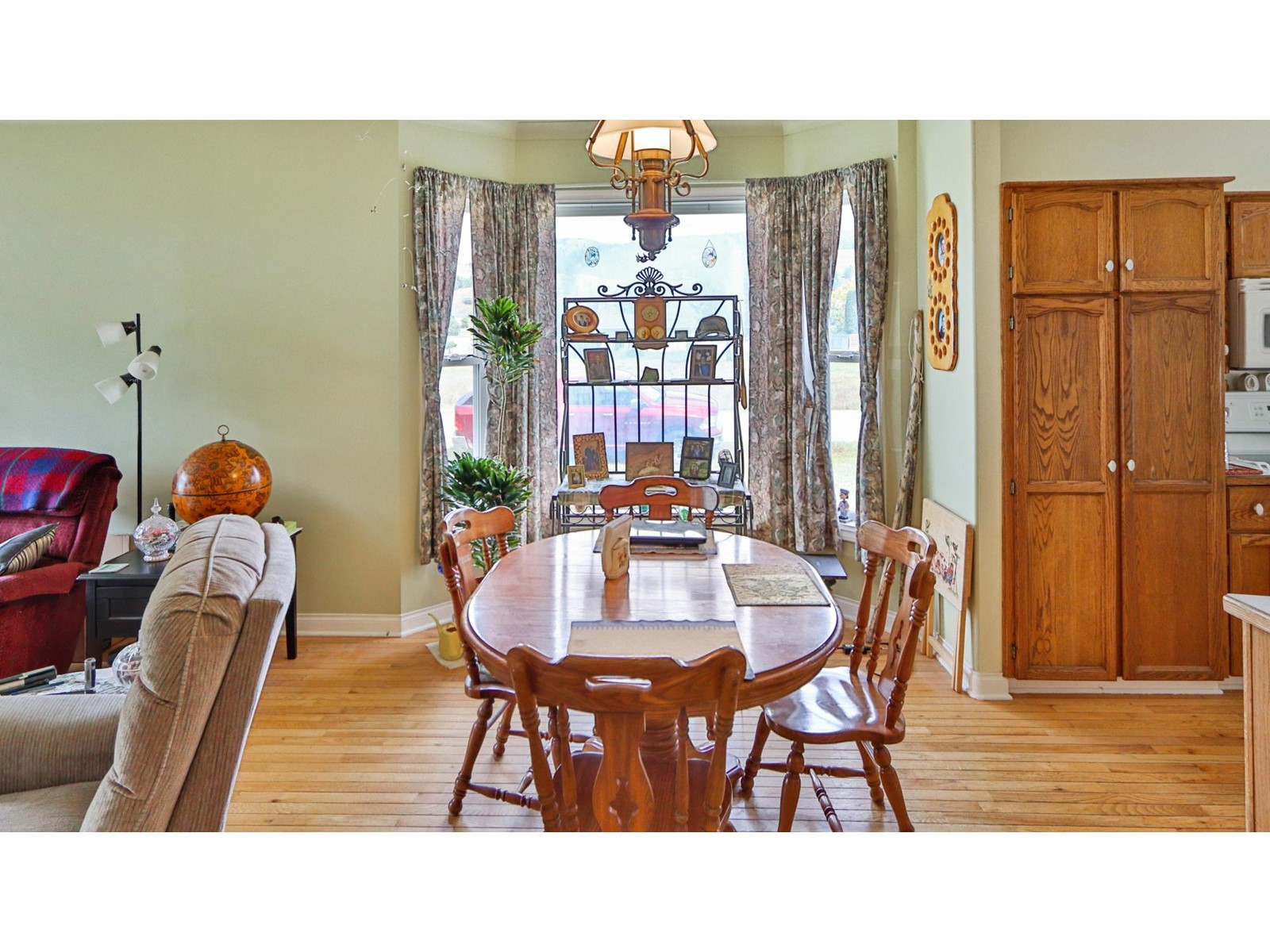 404 Fifth Avenue, Midway, British Columbia  V0H 1M0 - Photo 5 - 2477867